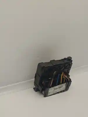 Second-hand car spare part fuse box unit for citroen c3 1.4 hdi exclusive oem iam references 9643498780  