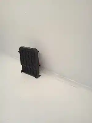 Second-hand car spare part fuse box unit for citroen c3 1.4 hdi exclusive oem iam references 9650585780  