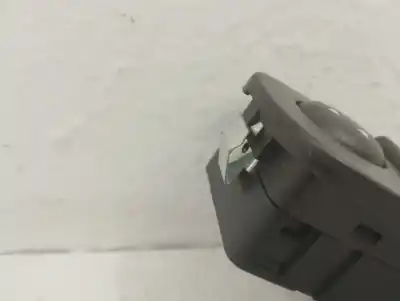 Second-hand car spare part left front power window switch for lancia ypsilon (101) 1.4 16v oro (10.2006->) oem iam references 735233509  