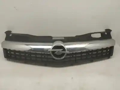 Автозапчастина б/у передня решіта для opel astra gtc cosmo посилання на oem iam 13247083  