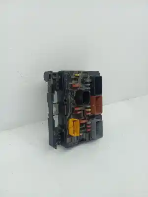Second-hand car spare part fuse box unit for citroen c4 picasso i monospace (ud_) 1.6 hdi oem iam references 9661708080  