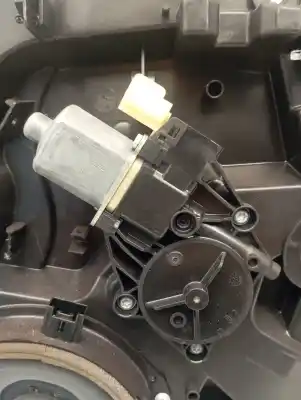 Second-hand car spare part passenger side right window regulator for ford fiesta (cb1) titanium oem iam references 8a6114553a  