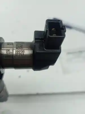 Pezzo di ricambio per auto di seconda mano iniettore per volkswagen passat b6 variant (3c5) 2.0 tdi 16v riferimenti oem iam 000130073sx   Pezzo di ricambio per auto di seconda mano iniettore per volkswagen passat b6 variant (3c5) 2.0 tdi 16v riferimenti oem iam 000130073sx