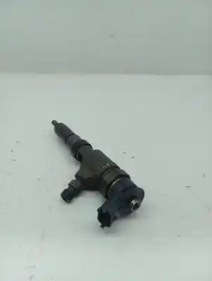Pezzo di ricambio per auto di seconda mano Iniettore per PEUGEOT 207 Urban Riferimenti OEM IAM 0445110252  