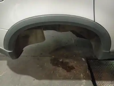 Peça sobressalente para automóvel em segunda mão aba do guarda-lamas traseiro direito por volvo xc90 d5 executive (7 asientos) (136kw) referências oem iam 30655184