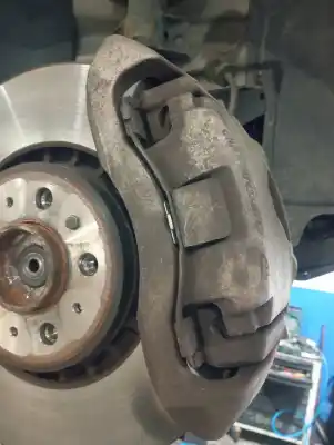 Peça sobressalente para automóvel em segunda mão Pinça De Travão Dianteira Direita por VOLVO XC90 D5 Executive (7 asientos) (136kW) Referências OEM IAM 30657307  