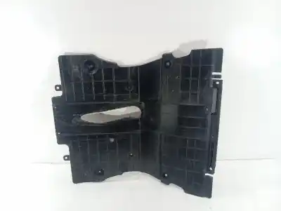 Pezzo di ricambio per auto di seconda mano copertura skid per fiat panda (319) red riferimenti oem iam 52224865