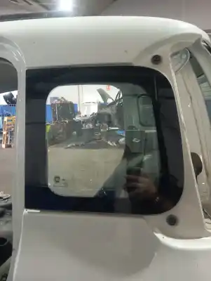 Peça sobressalente para automóvel em segunda mão vidro de custódia triangular traseiro esquerdo por fiat panda (319) red referências oem iam 52128949  