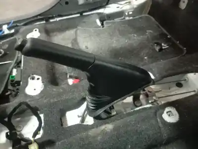 Pezzo di ricambio per auto di seconda mano LEVA DEL FRENO A MANO per FIAT PANDA (319)  Riferimenti OEM IAM 735571306  
