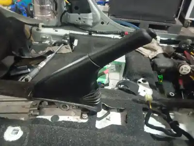Pezzo di ricambio per auto di seconda mano leva del freno a mano per fiat panda (319) red riferimenti oem iam 735571306  