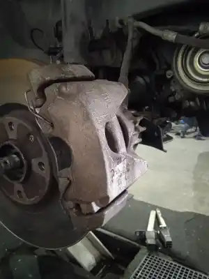 Peça sobressalente para automóvel em segunda mão pinça de travão dianteira direita por peugeot 5008 sport pack referências oem iam 1651755380