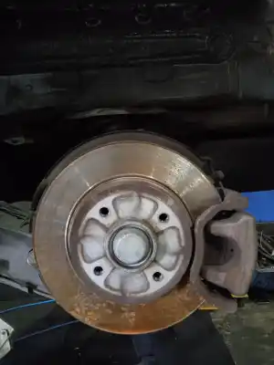 Peça sobressalente para automóvel em segunda mão manga de eixo traseira esquerda por peugeot 5008 sport pack referências oem iam 517645