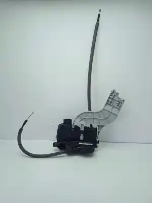 Piesă de schimb auto la mâna a doua încuietoare ușa din dreapta spate pentru kia sportage drive 4x2 referințe oem iam 814203u000