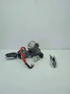 Piesă de schimb auto la mâna a doua comutator de pornire pentru kia sportage drive 4x2 referințe oem iam 819103w000