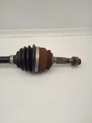 Pezzo di ricambio per auto di seconda mano trasmissione anteriore sinistra per opel corsa c edition riferimenti oem iam 9836034380  