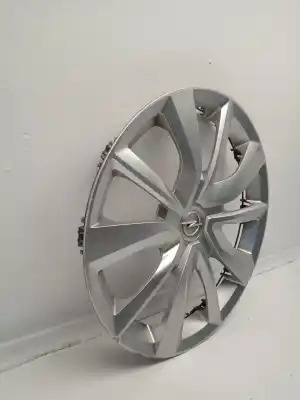 Second-hand car spare part hub caps for opel corsa c edition oem iam references 9832850080  