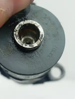 Pezzo di ricambio per auto di seconda mano iniettore per ford focus c-max (cap) trend (d) riferimenti oem iam 0445110239  