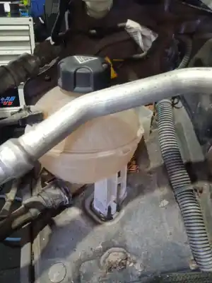 Автозапчасти б/у расширительный депозит за citroen c4 picasso attraction ссылки oem iam 9678125880  