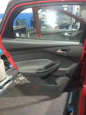 Peça sobressalente para automóvel em segunda mão forra / revestimento da porta traseira esquerda por ford focus lim. (cb8) trend referências oem iam 1797109  