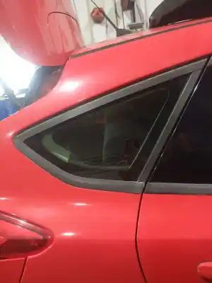 Peça sobressalente para automóvel em segunda mão vidro custódia triangular traseiro direito por ford focus lim. (cb8) trend referências oem iam 1786433  