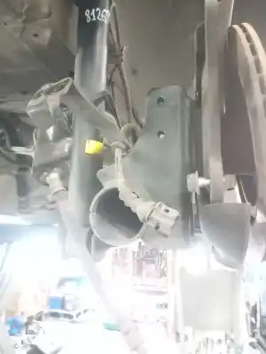 Pièce détachée automobile d'occasion moyeu de roue arrière droite pour nissan leaf n-connecta références oem iam 