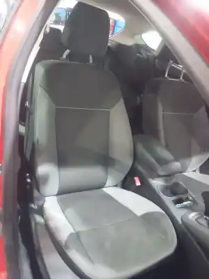 Tweedehands auto-onderdeel rechter voorstoel voor ford focus lim. (cb8) trend oem iam-referenties 