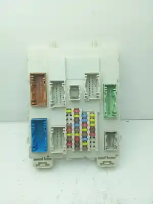 Tweedehands auto-onderdeel relais/zekeringenkastje voor ford focus lim. (cb8) trend oem iam-referenties bv6n14a073es