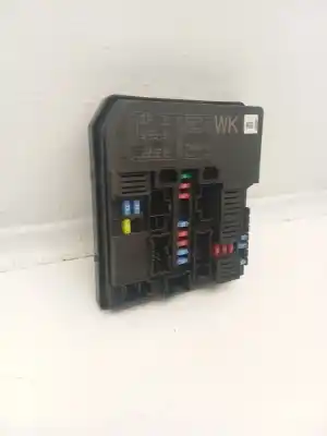Pezzo di ricambio per auto di seconda mano scatola relè/fusibili per nissan leaf n-connecta riferimenti oem iam 284b75sa3b  