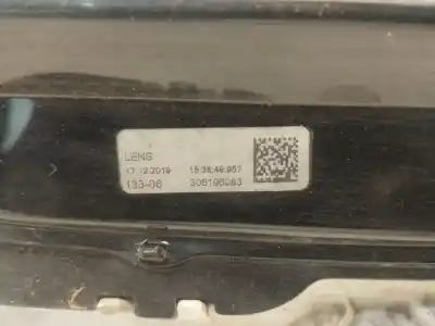 Second-hand car spare part front left headlight for peugeot 208 (p2) e-allure pack oem iam references 9824241480  