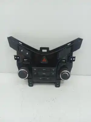 Second-hand car spare part climate control for chevrolet cruze fastback (j305) 1.6 oem iam references 38620213