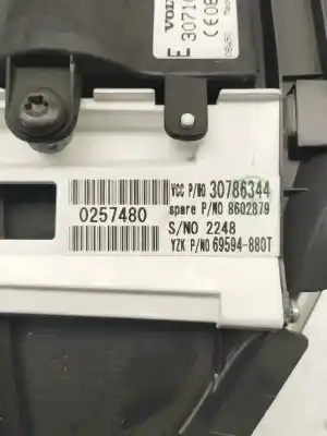 Peça sobressalente para automóvel em segunda mão quadrante por volvo c30 (533) 1.6 d referências oem iam 30710071  