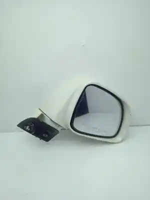 Pezzo di ricambio per auto di seconda mano RETROVISORE DESTRO per CHEVROLET CAPTIVA 2.0 VCDI LS Riferimenti OEM IAM 20961769  