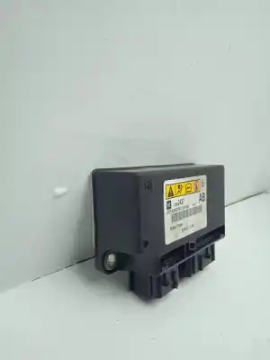 Peça sobressalente para automóvel em segunda mão centralina de airbag por opel astra j lim. selective referências oem iam 13582437  