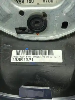 Peça sobressalente para automóvel em segunda mão volante por opel astra j lim. selective referências oem iam 13351021  