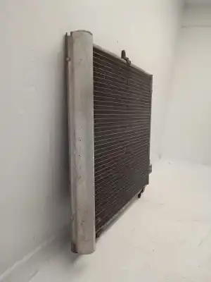 Peça sobressalente para automóvel em segunda mão condensador / radiador de ar condicionado por peugeot 208 access referências oem iam 9674813580  