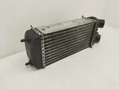 Peça sobressalente para automóvel em segunda mão intercooler por citroen c3 picasso exclusive referências oem iam 9680275480  