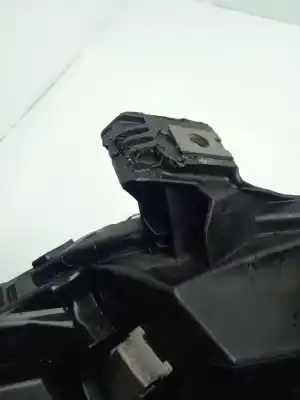 Second-hand car spare part right headlight for renault scenic iii expression oem iam references 260100023r  