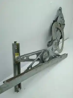 Peça sobressalente para automóvel em segunda mão elevador de vidros traseiro direito por renault scenic iii expression referências oem iam 827300005r  