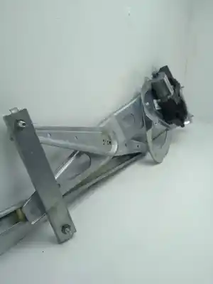 Peça sobressalente para automóvel em segunda mão elevador de vidros dianteiro direito por renault scenic iii expression referências oem iam 807300011r  