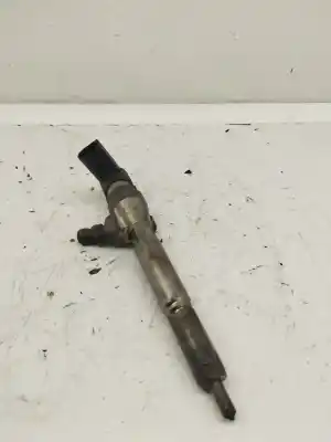 Pezzo di ricambio per auto di seconda mano INIETTORE per RENAULT MEGANE III BERLINA 5 P Dynamique Riferimenti OEM IAM H8200294788  