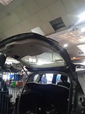 Second-hand car spare part tailgate for renault scenic iii expression oem iam references 901003854r  