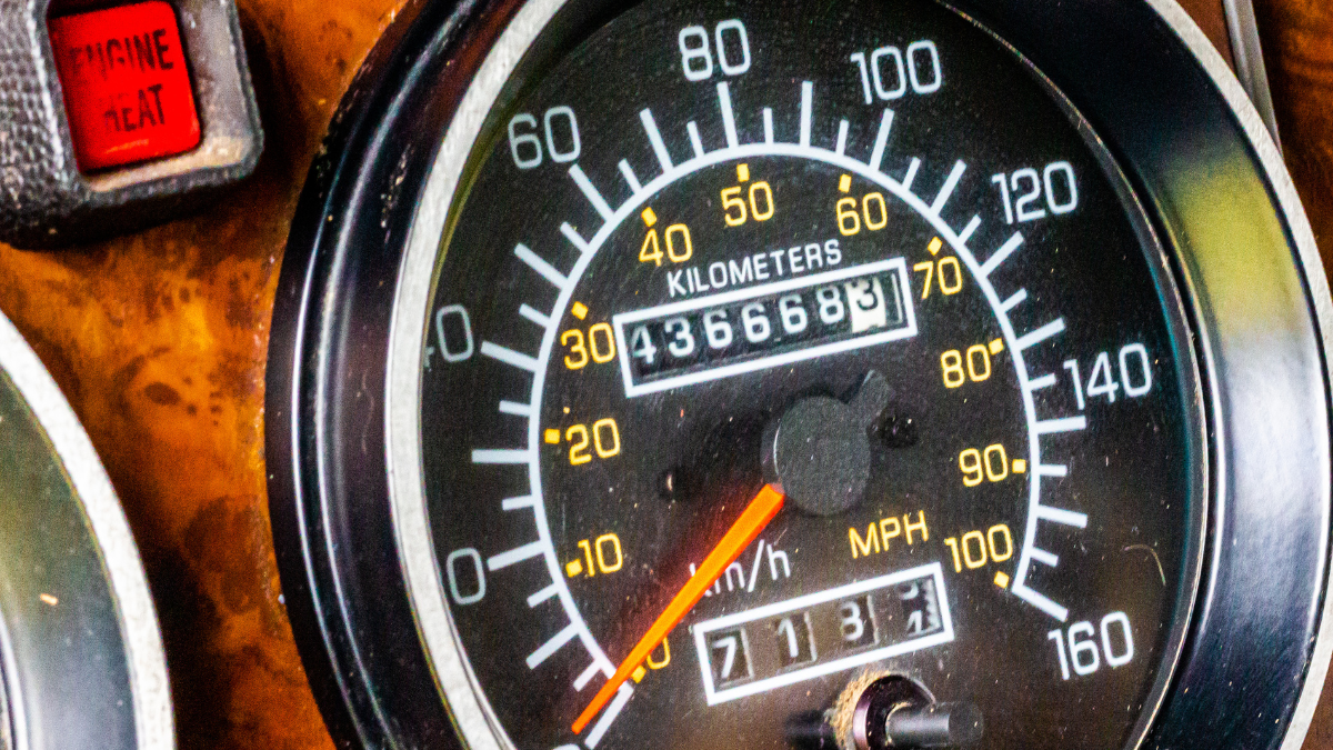 Descubra os carros mais duradouros e como prolongar a vida do seu veículo com peças usadas de qualidade na Ecooparts.                                 