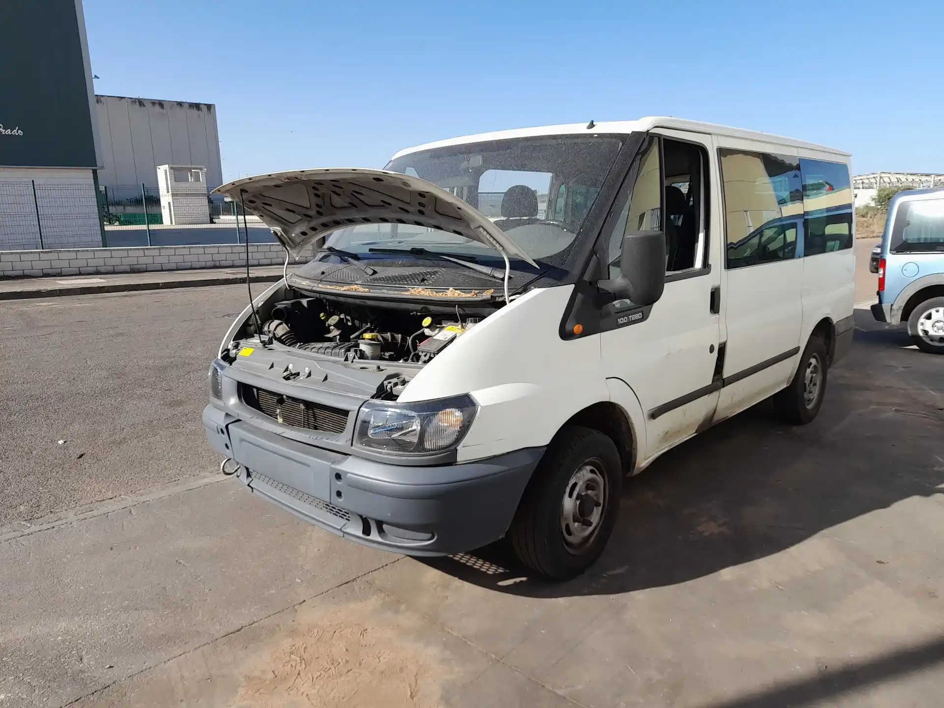 ford transit caja cerrada, corta (fy) (2000 =>) 20766