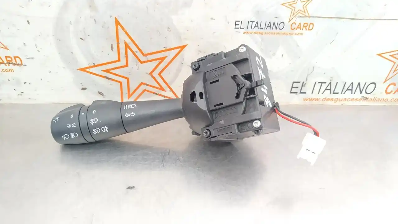 Recambio de mando luces para dacia sandero 0.9 tce cat referencia OEM IAM  E10657780