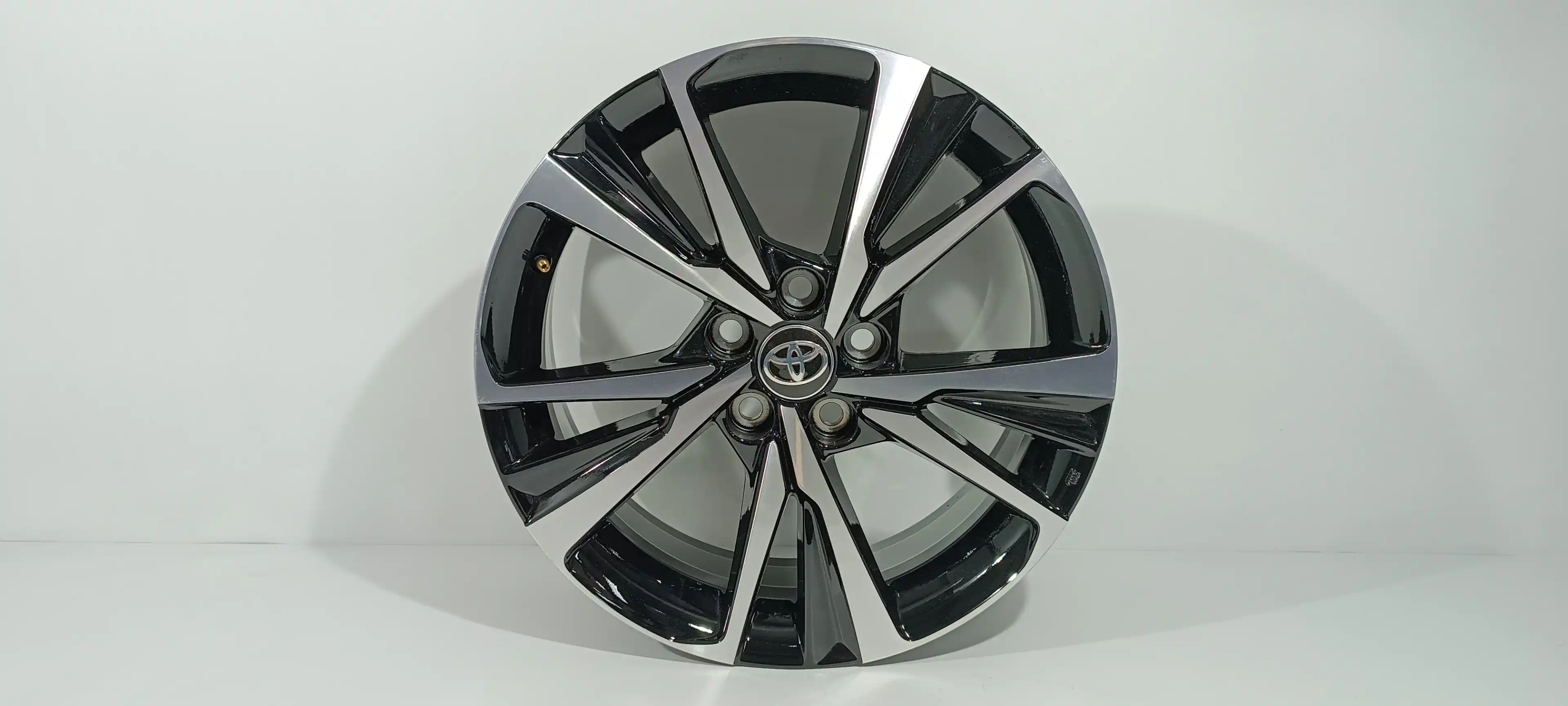 Rim toyota c-hr zyx20l-ahxkbw advance plus 42611f4331 989732