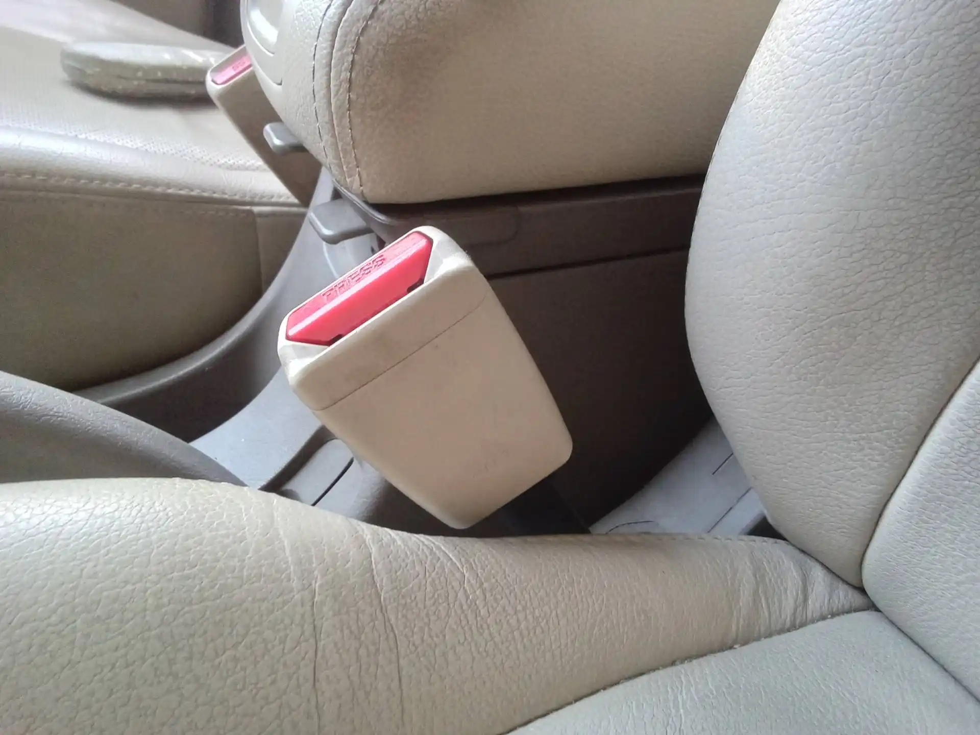 Left front seat belt hyundai tucson jm 2.0 crdi premium 4x4 1453985