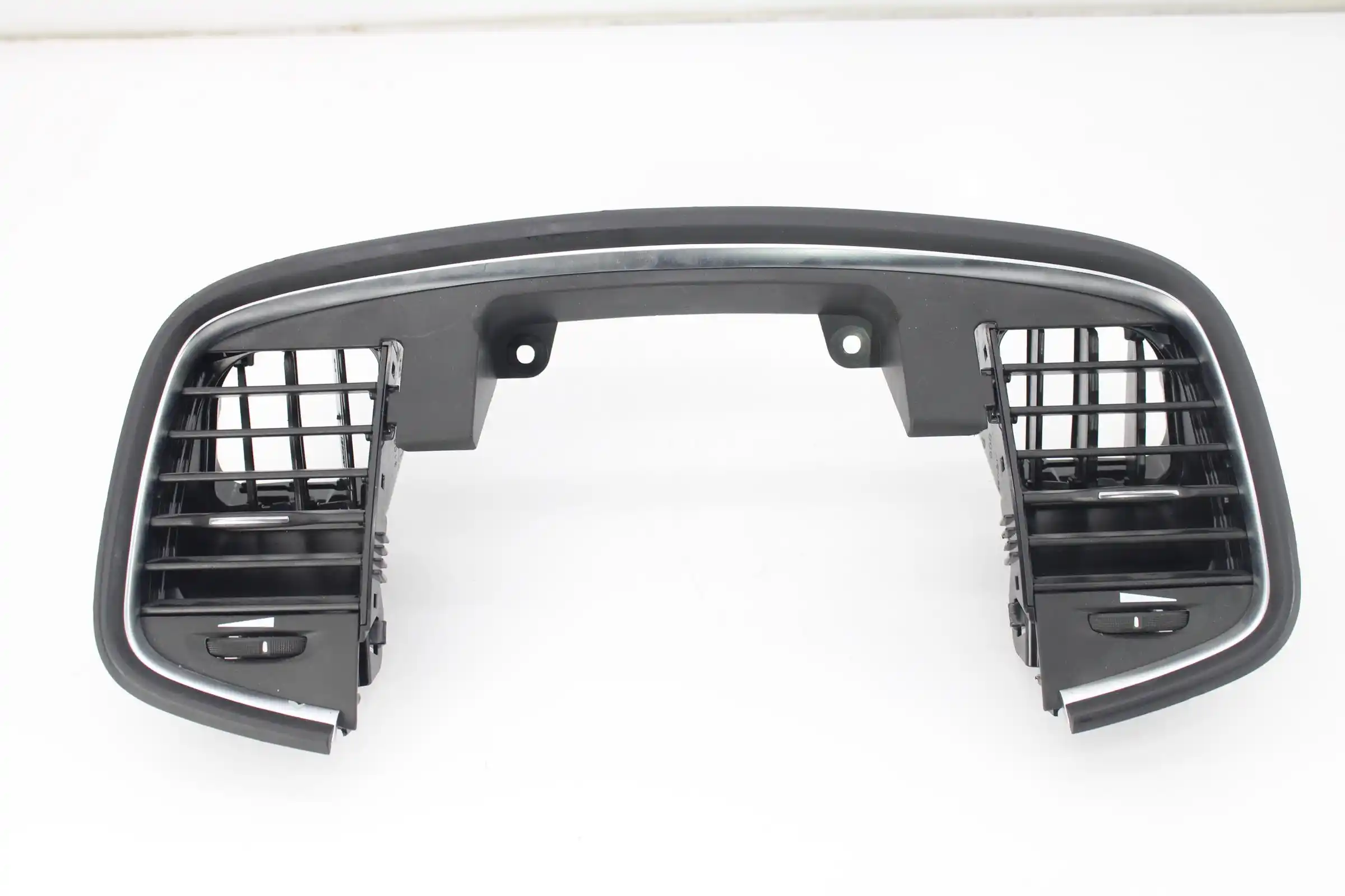 GRILLE D'AERATION EXTERIEURE RENAULT R4